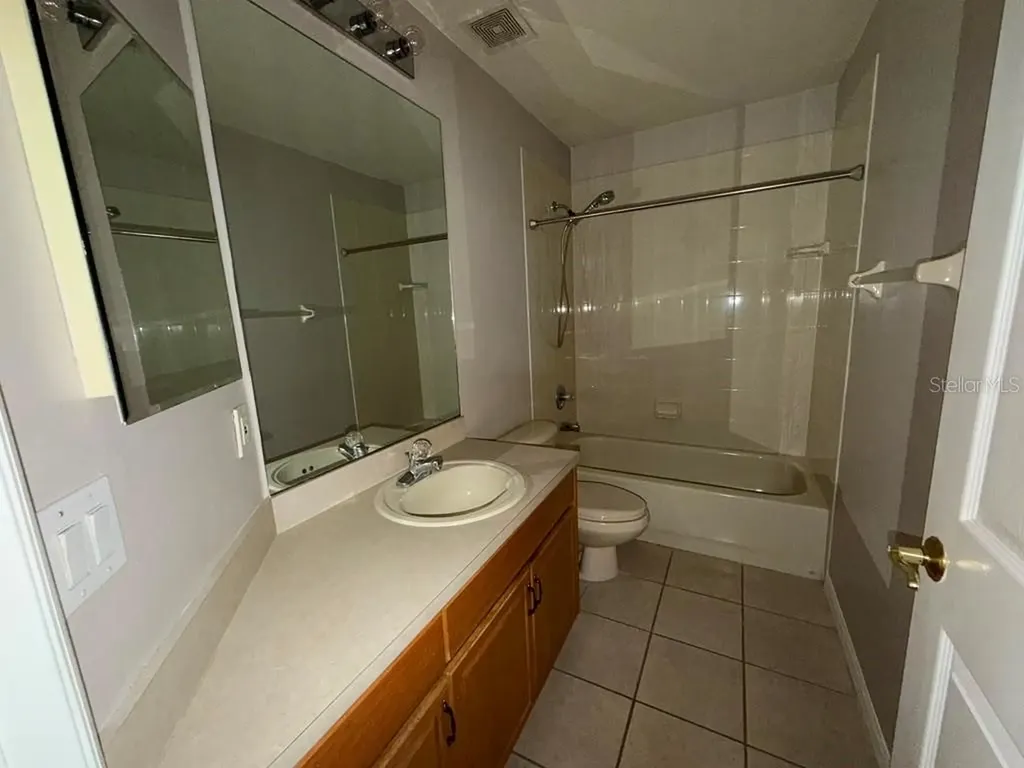 18014 Arbor Crest Drive Tampa FL 33647