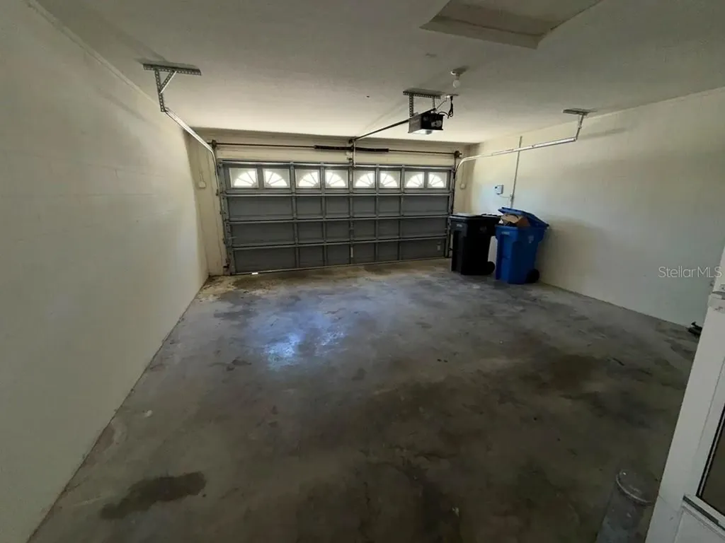 18014 Arbor Crest Drive Tampa FL 33647