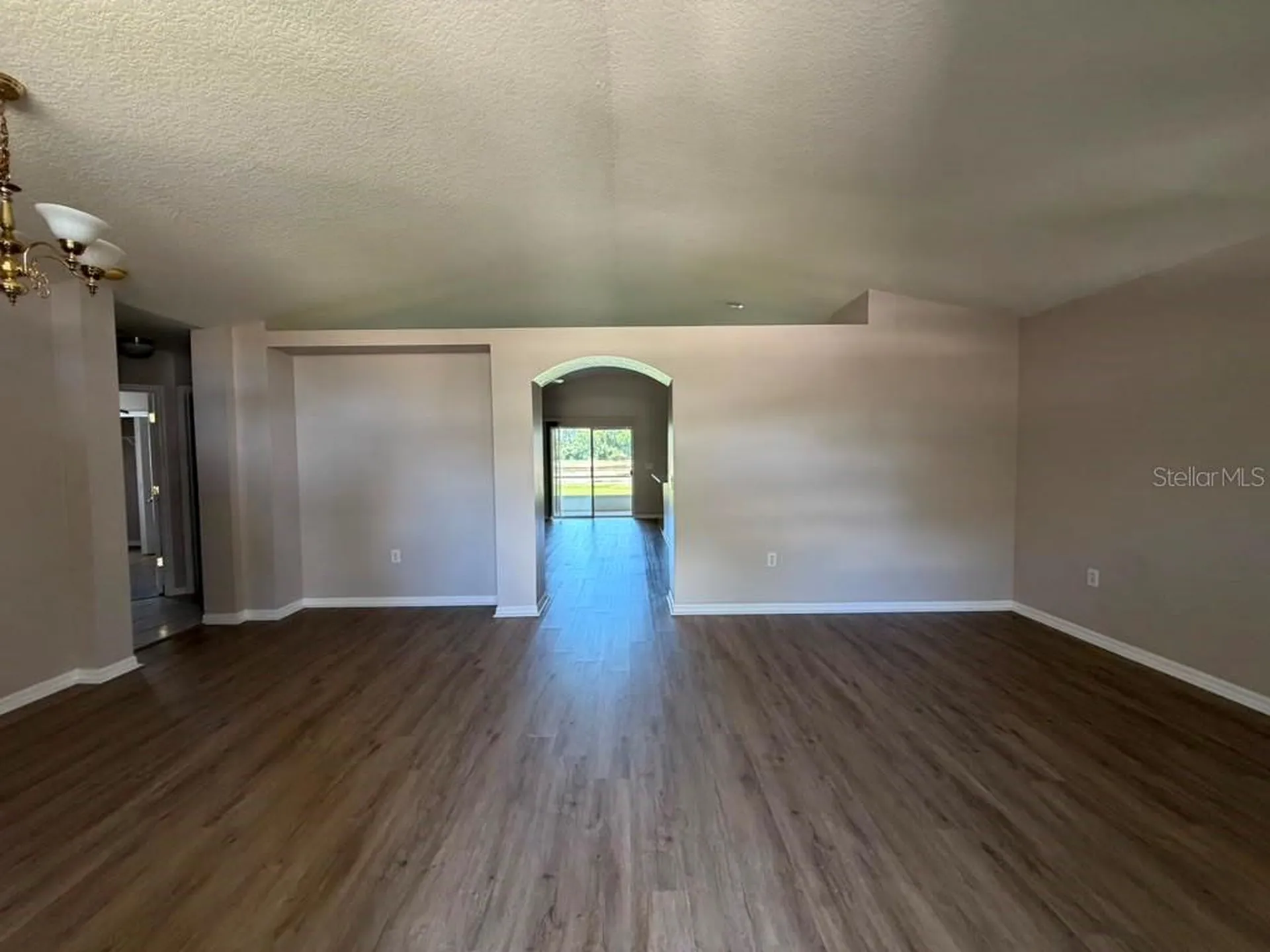 18014 Arbor Crest Drive Tampa FL 33647