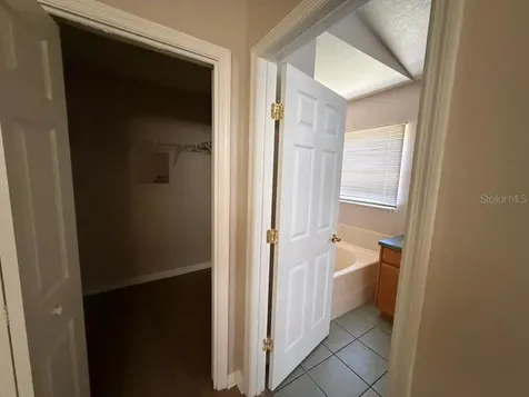 18014 Arbor Crest Drive Tampa FL 33647
