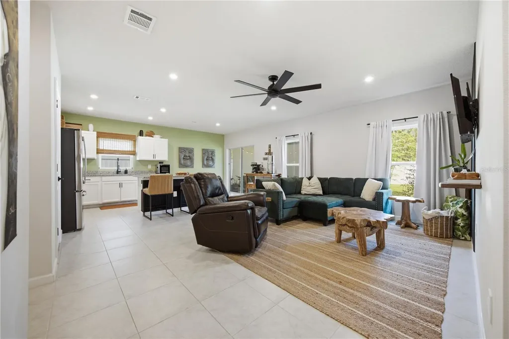 822 170th Court E Bradenton FL 34212