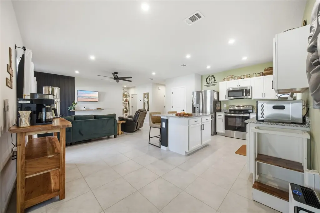 822 170th Court E Bradenton FL 34212