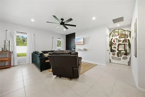 822 170th Court E Bradenton FL 34212