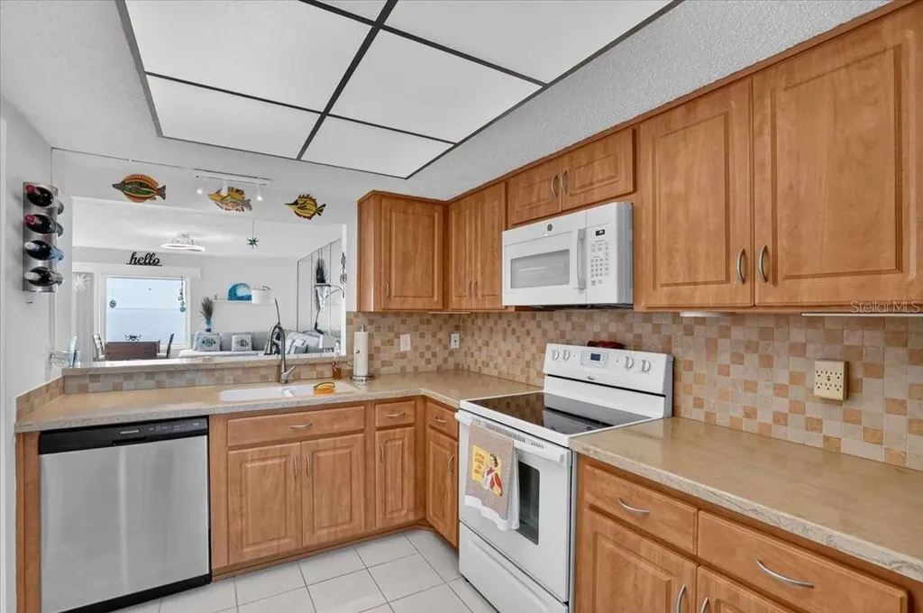 7400 Sunshine Skyway Lane S St Petersburg FL 33711