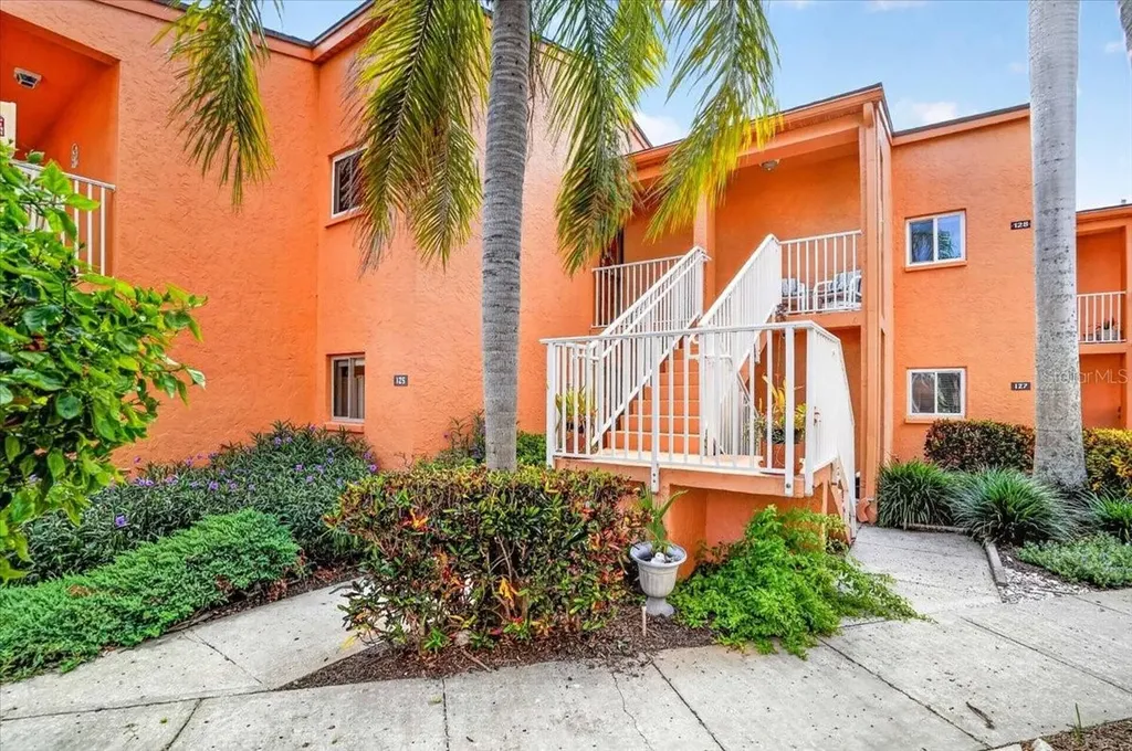 7400 Sunshine Skyway Lane S St Petersburg FL 33711