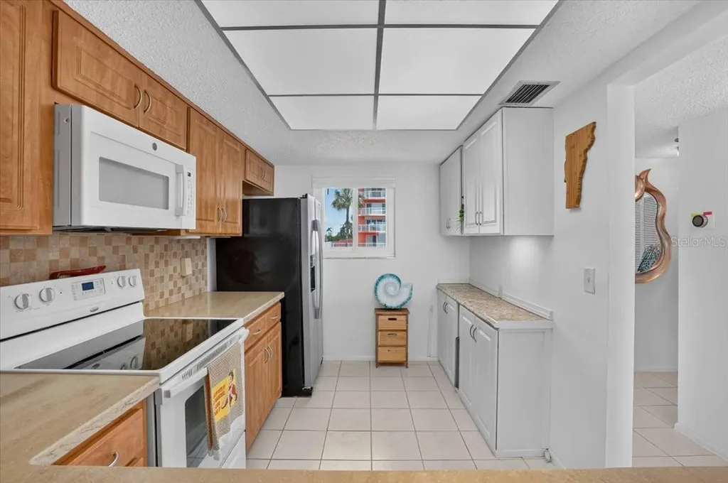 7400 Sunshine Skyway Lane S St Petersburg FL 33711