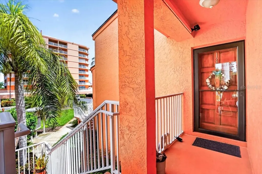 7400 Sunshine Skyway Lane S St Petersburg FL 33711