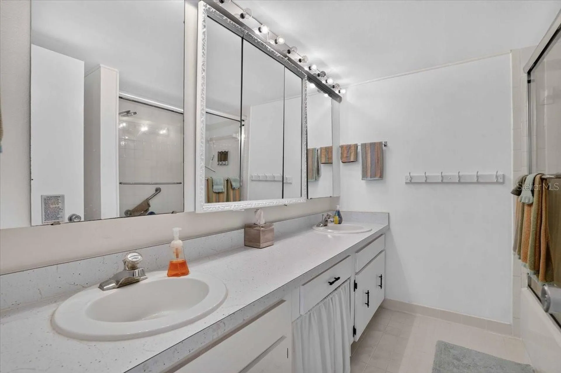 7400 Sunshine Skyway Lane S St Petersburg FL 33711