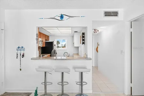 7400 Sunshine Skyway Lane S St Petersburg FL 33711