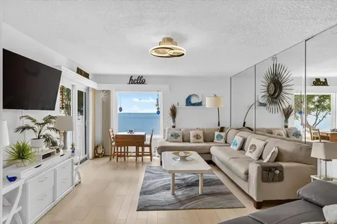 7400 Sunshine Skyway Lane S St Petersburg FL 33711