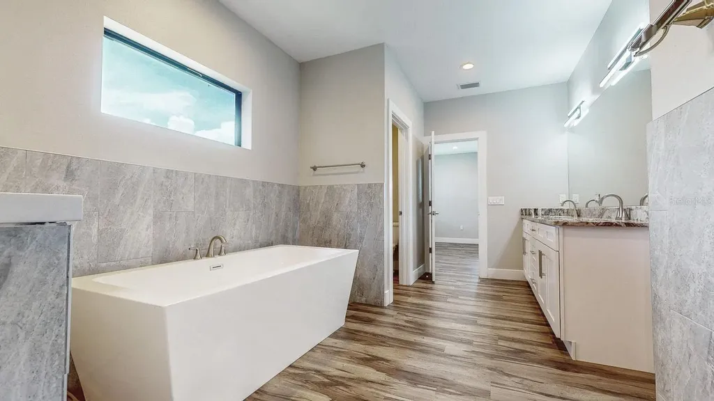 3205 W Nassau Street Tampa FL 33607