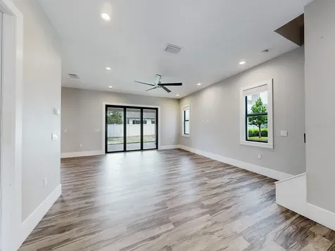 3205 W Nassau Street Tampa FL 33607