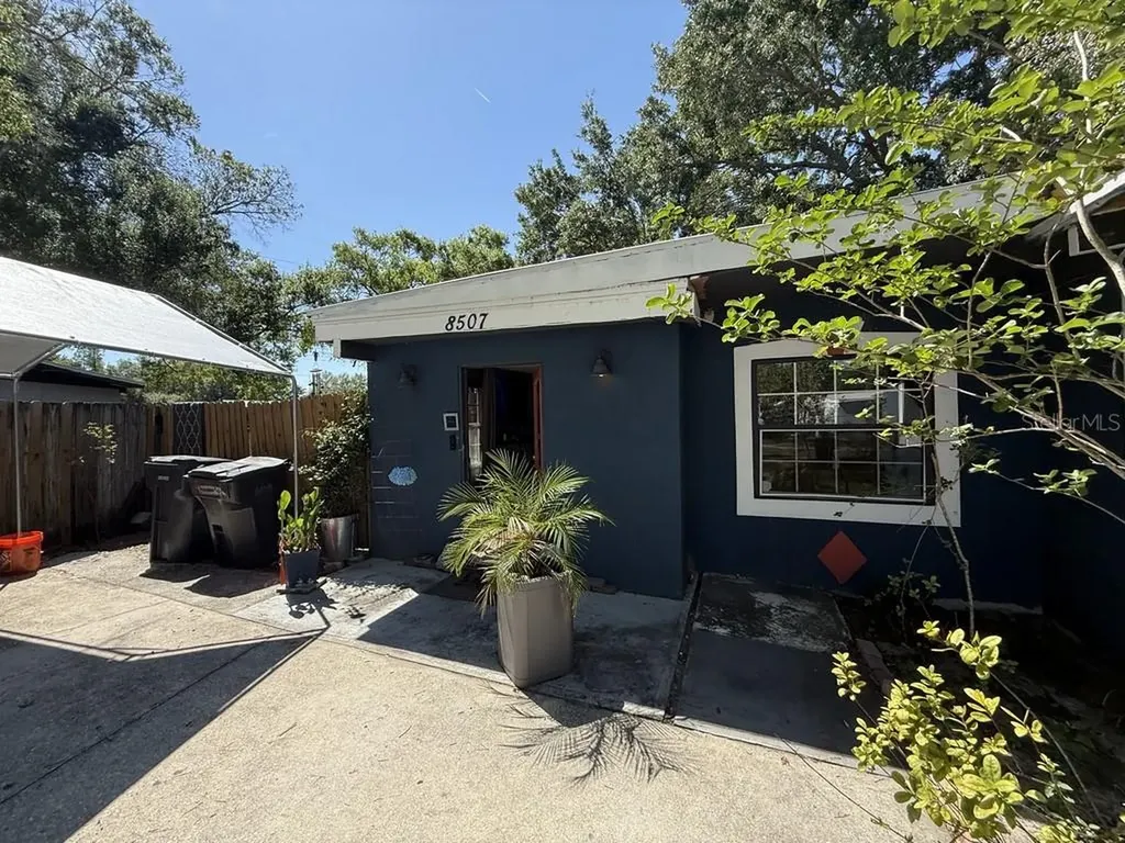8507 Libby Lane Tampa FL 33619