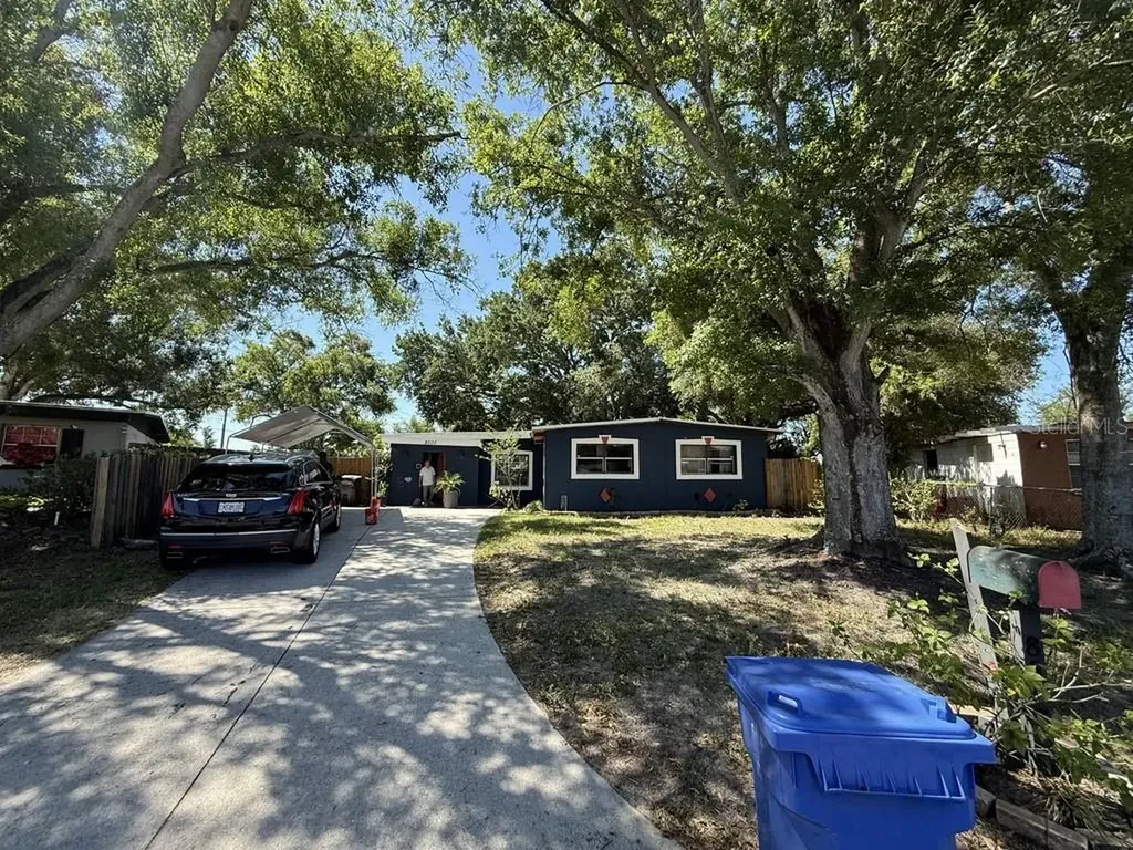 8507 Libby Lane Tampa FL 33619