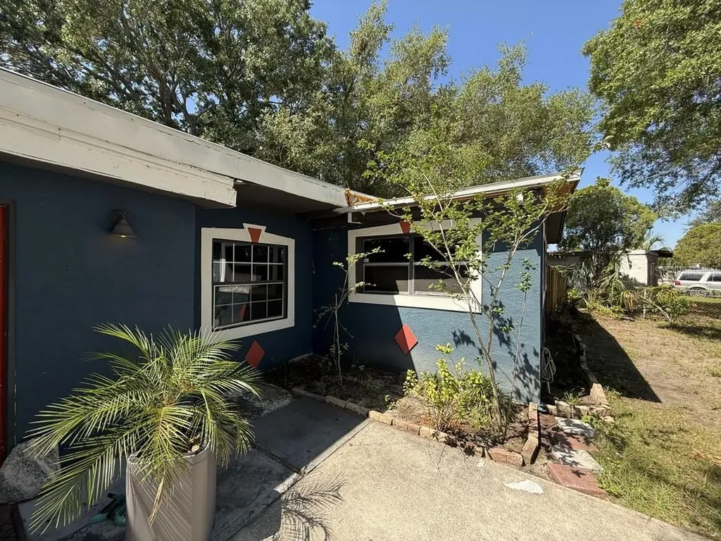 8507 Libby Lane Tampa FL 33619
