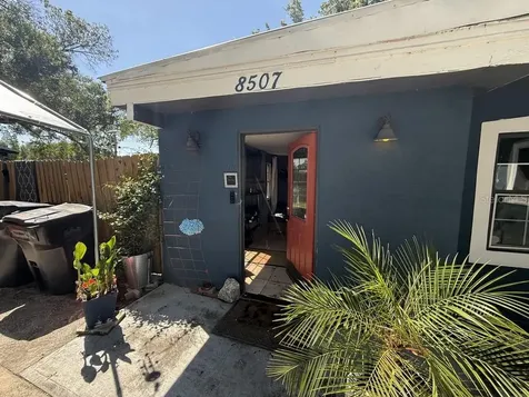 8507 Libby Lane Tampa FL 33619