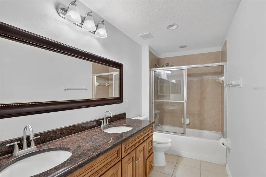 2521 Barwick Street Orlando FL 32824
