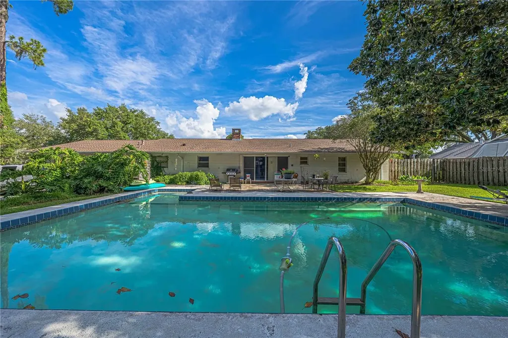 2137 SE 11th Street Ocala FL 34471