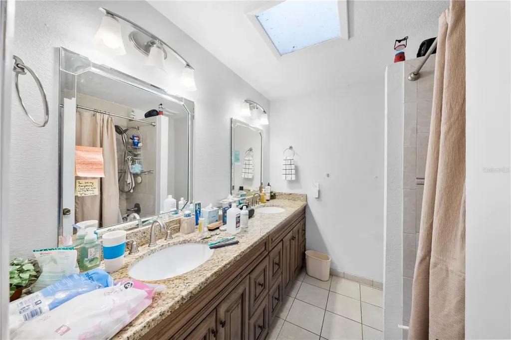 2137 SE 11th Street Ocala FL 34471