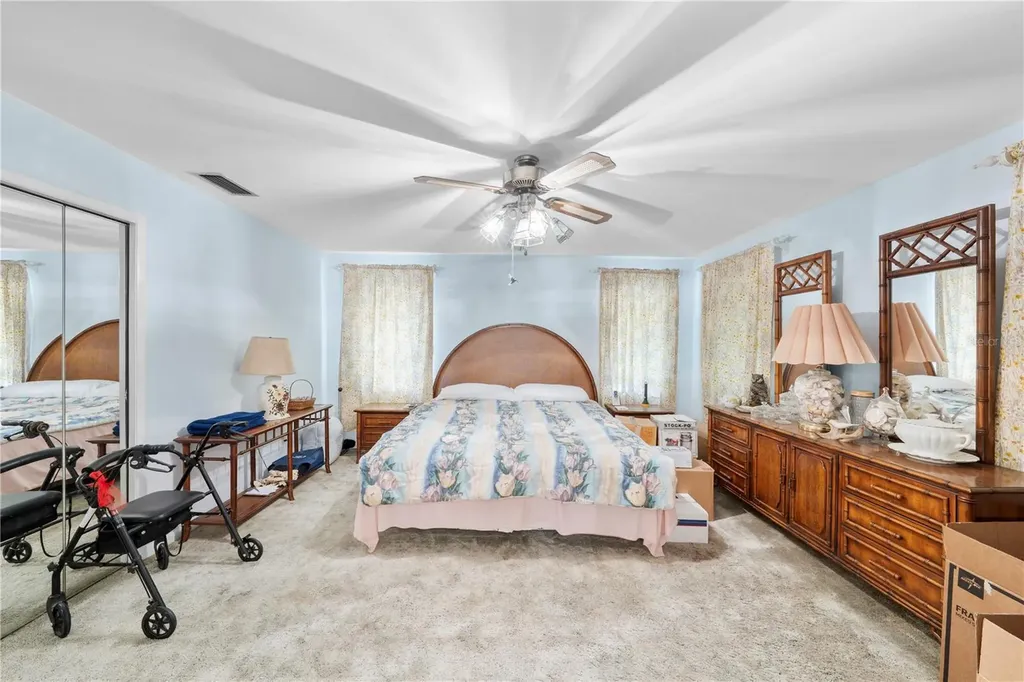 2137 SE 11th Street Ocala FL 34471