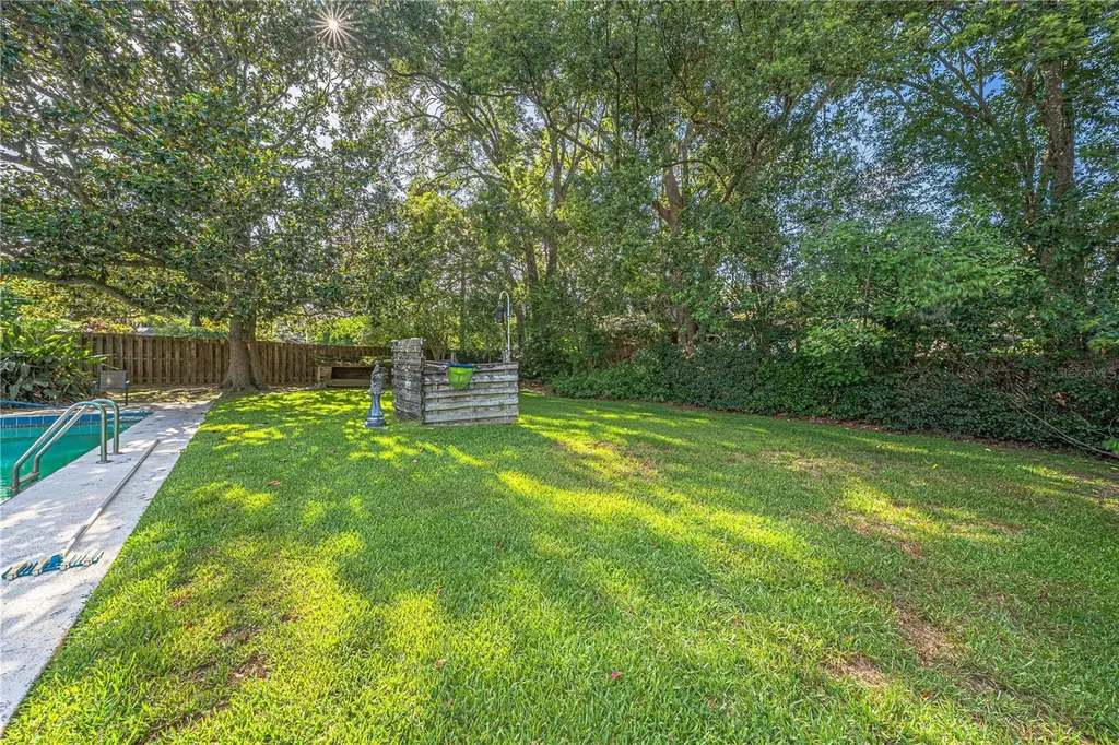 2137 SE 11th Street Ocala FL 34471