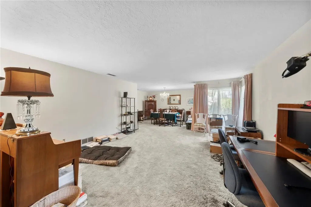 2137 SE 11th Street Ocala FL 34471
