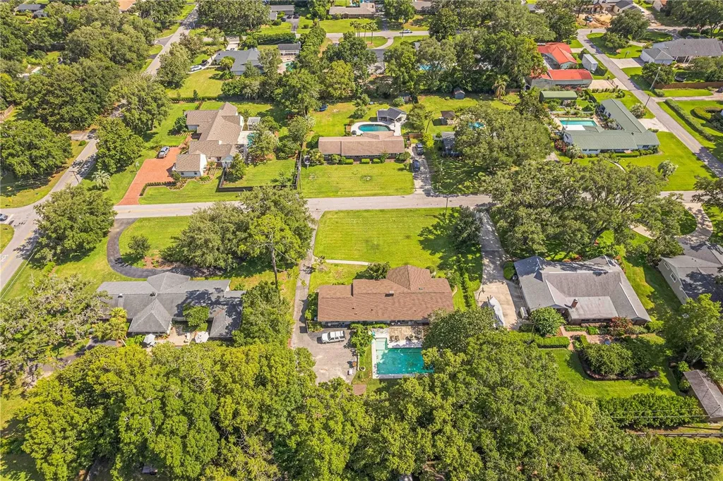 2137 SE 11th Street Ocala FL 34471