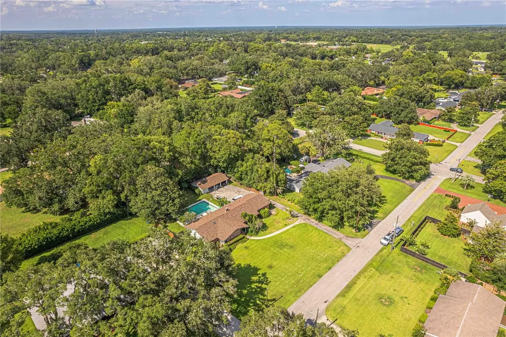 2137 SE 11th Street Ocala FL 34471