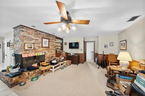 2137 SE 11th Street Ocala FL 34471
