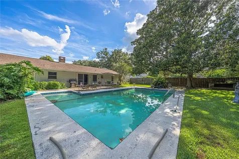 2137 SE 11th Street Ocala FL 34471