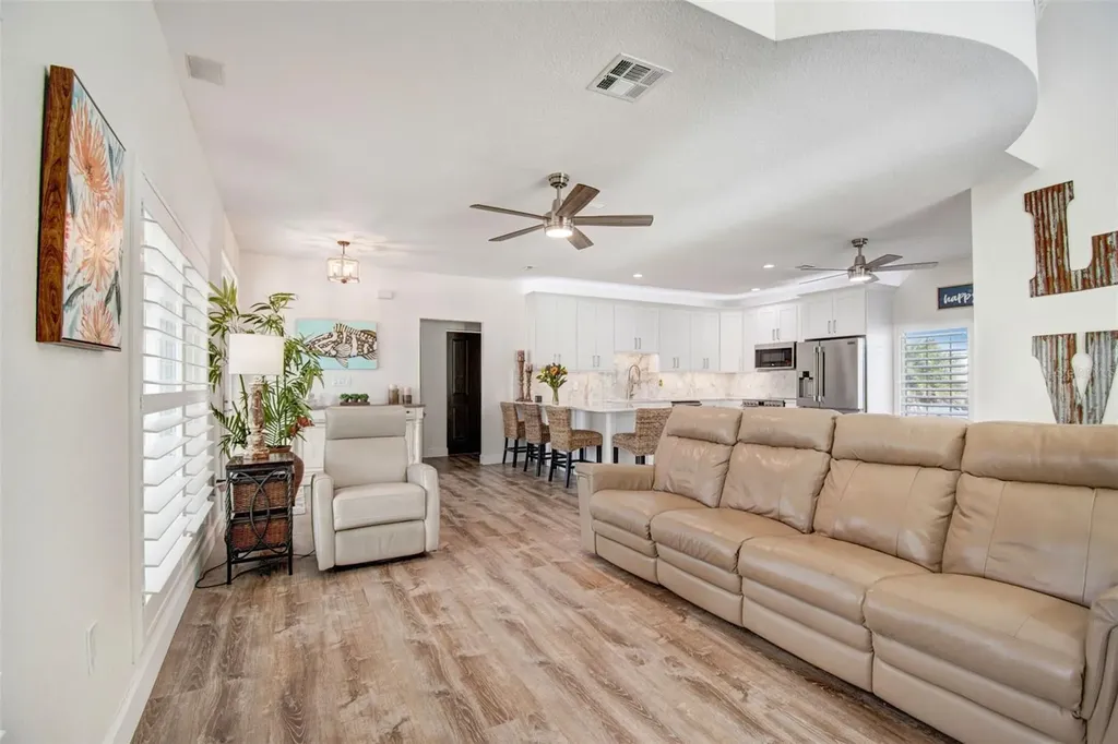 111 91st Avenue Treasure Island FL 33706