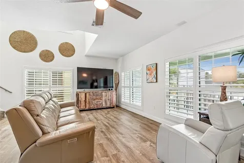 111 91st Avenue Treasure Island FL 33706