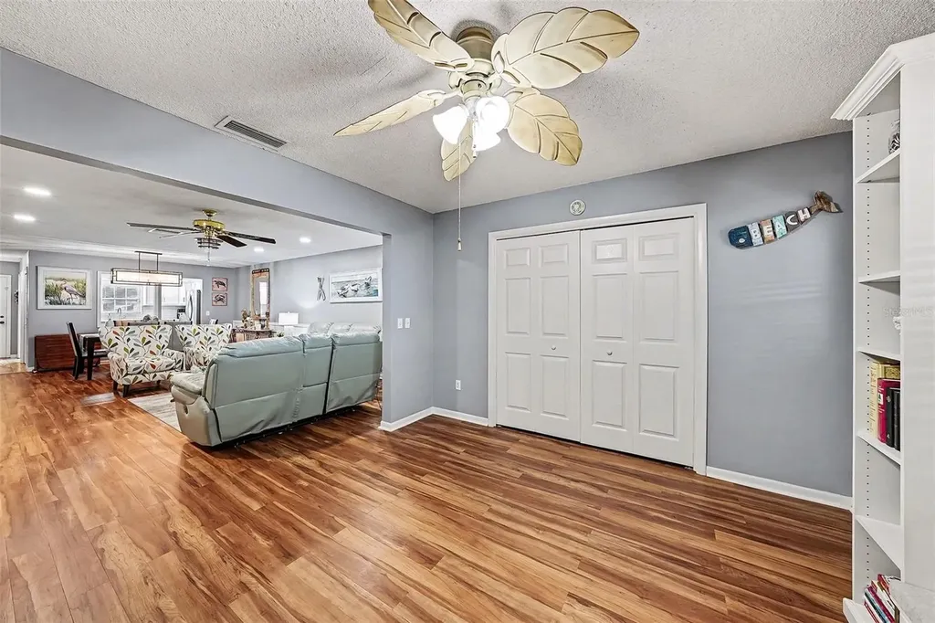 1659 S Lake Avenue Clearwater FL 33756