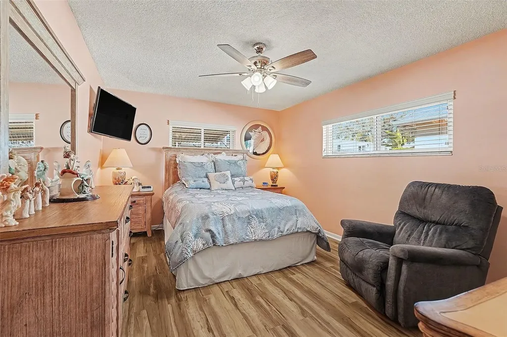 1659 S Lake Avenue Clearwater FL 33756