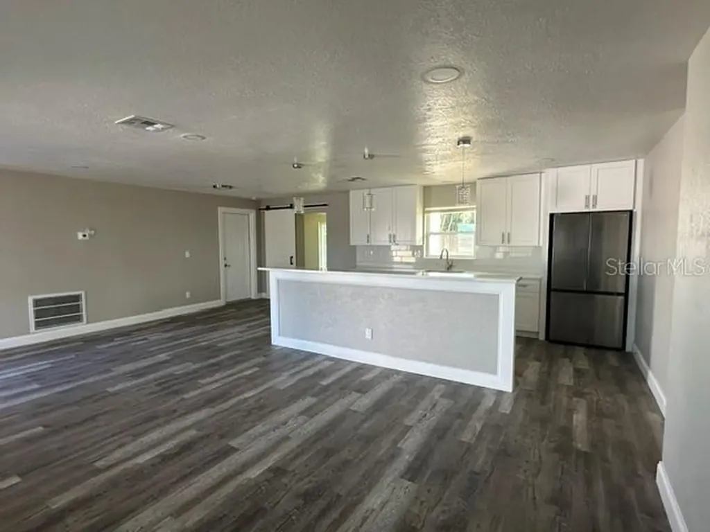 11525 81st Place Seminole FL 33772