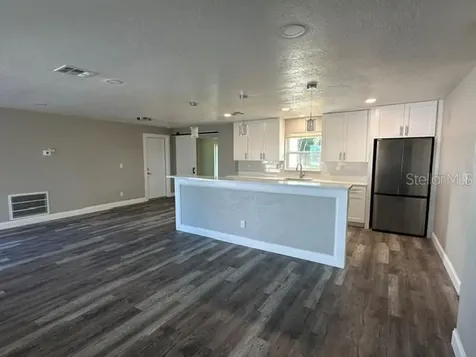 11525 81st Place Seminole FL 33772