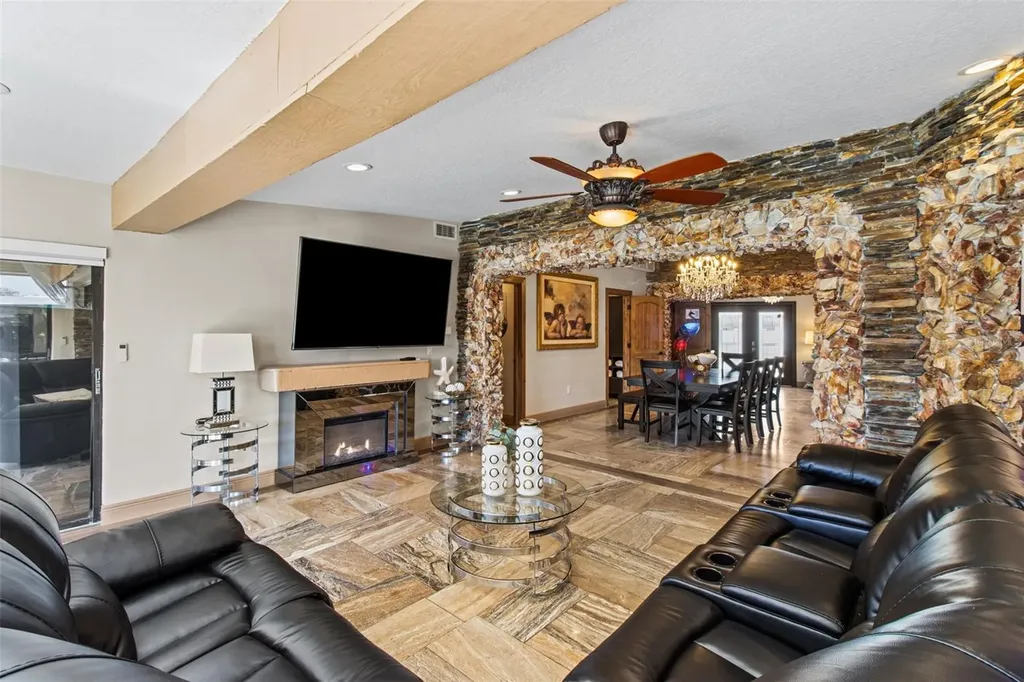 357 La Hacienda Drive Indian Rocks Beach FL 33785