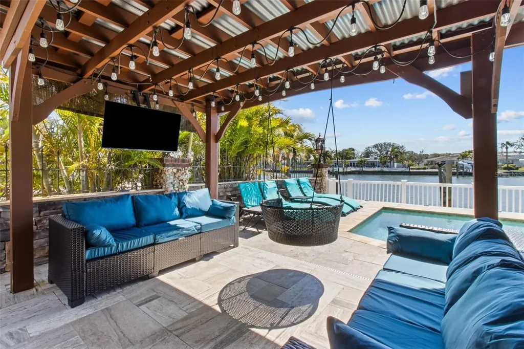 357 La Hacienda Drive Indian Rocks Beach FL 33785