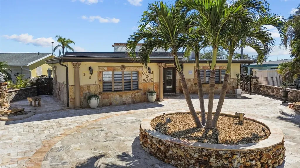 357 La Hacienda Drive Indian Rocks Beach FL 33785