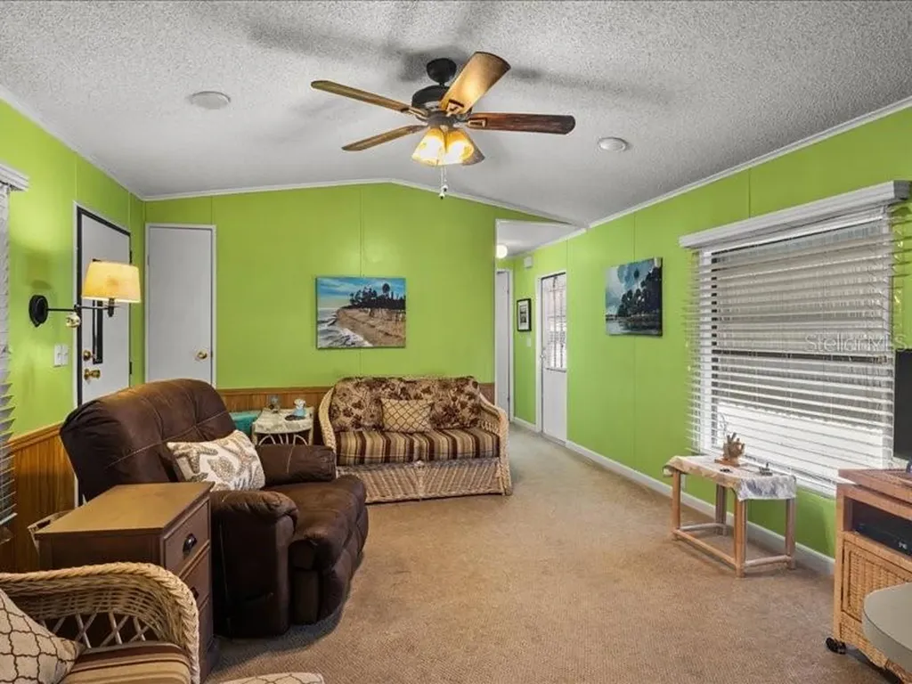 111 Cherrywood Drive Lake Wales FL 33898