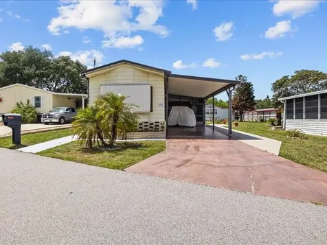 111 Cherrywood Drive Lake Wales FL 33898