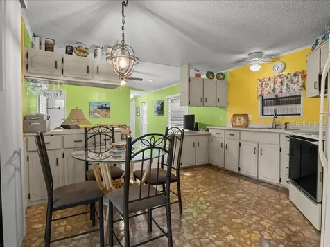 111 Cherrywood Drive Lake Wales FL 33898