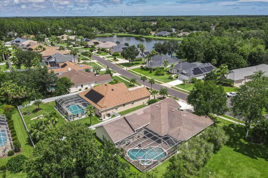 24 Lakeside Place W Palm Coast FL 32137