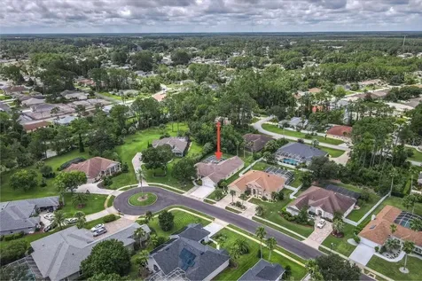 24 Lakeside Place W Palm Coast FL 32137