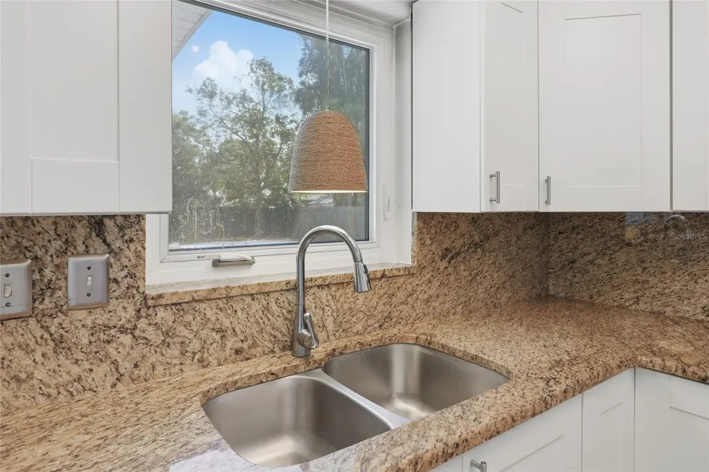 2627 Dueby Street Sarasota FL 34231
