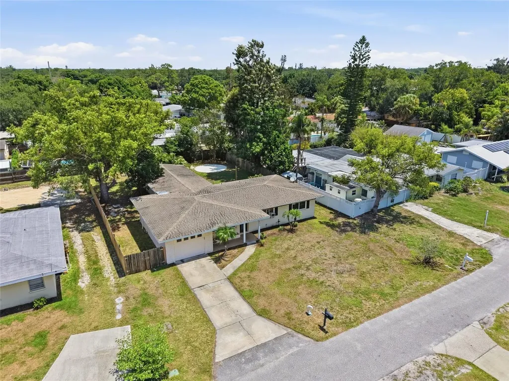 2627 Dueby Street Sarasota FL 34231
