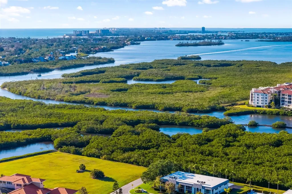 2627 Dueby Street Sarasota FL 34231