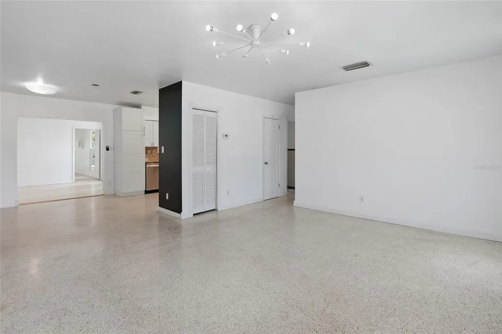 2627 Dueby Street Sarasota FL 34231