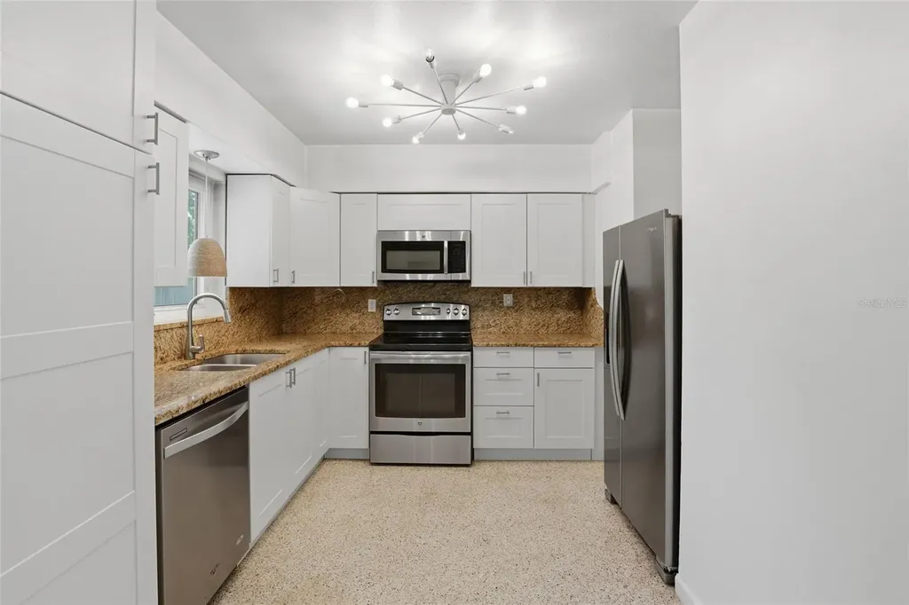 2627 Dueby Street Sarasota FL 34231