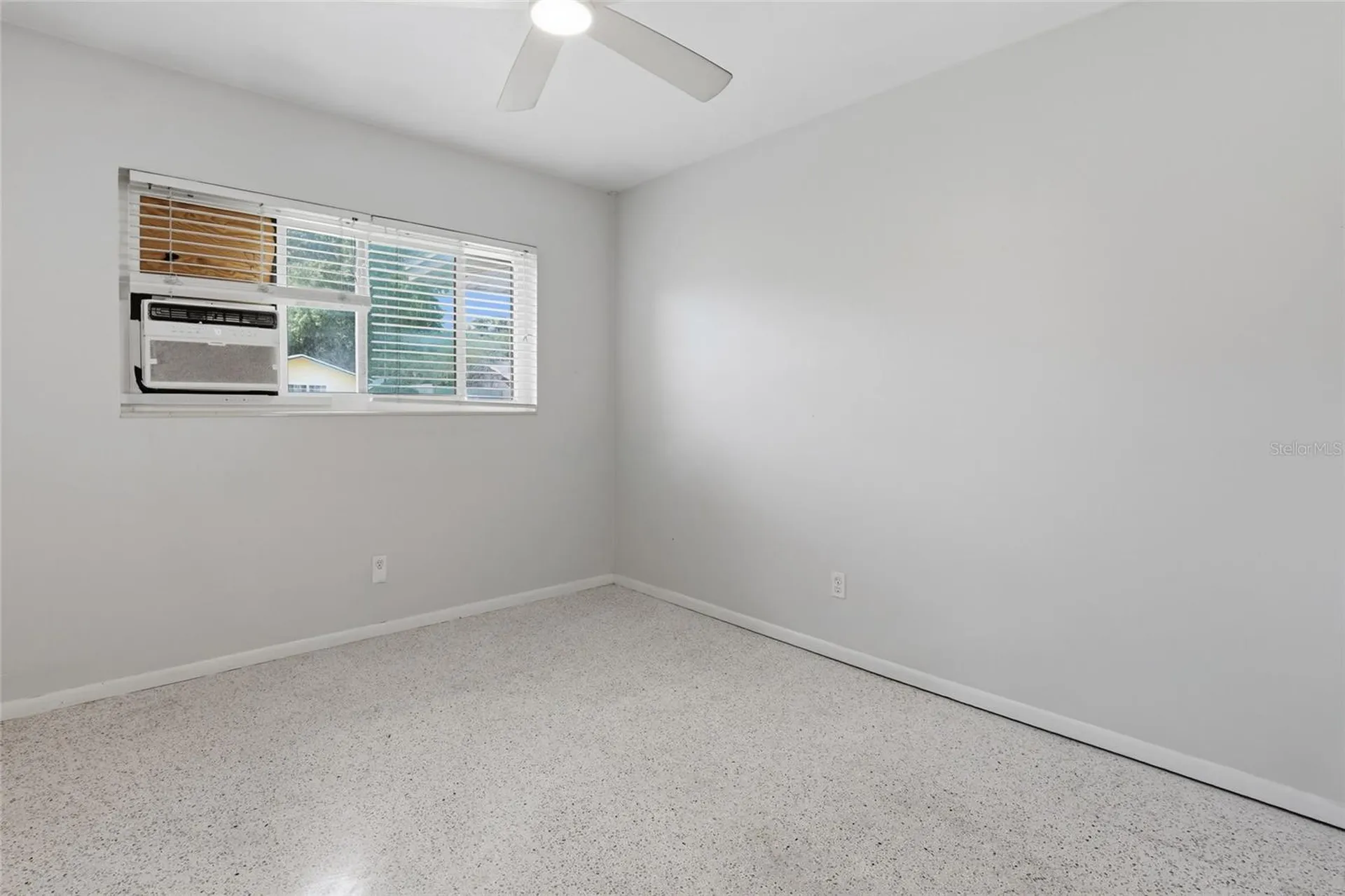 2627 Dueby Street Sarasota FL 34231